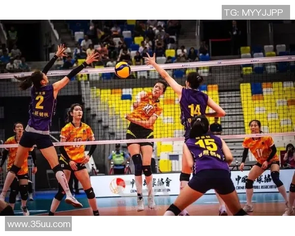 上海排球队强势崛起排球状态排行榜中荣获第二名殊荣 上海排球队强势崛起排球状态排行榜中荣获第二名殊荣