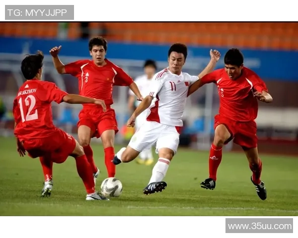 重庆足球队崛起之路联合会杯特别报道见证成长与辉煌 重庆足球队崛起之路联合会杯特别报道见证成长与辉煌